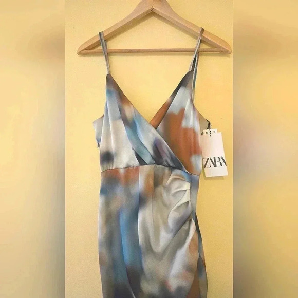 Zara Camisole Dress Women's Small Multi Tie Dye Pleated Slit Hem  size XS NWT - Picture 5 of 10